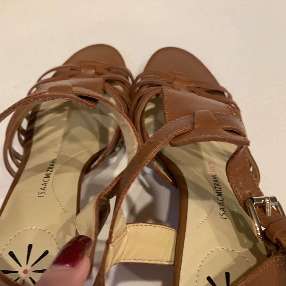 NWOT tan sandals. Size 8-1/2 by Issac mizrahilive - Picture 2 of 6